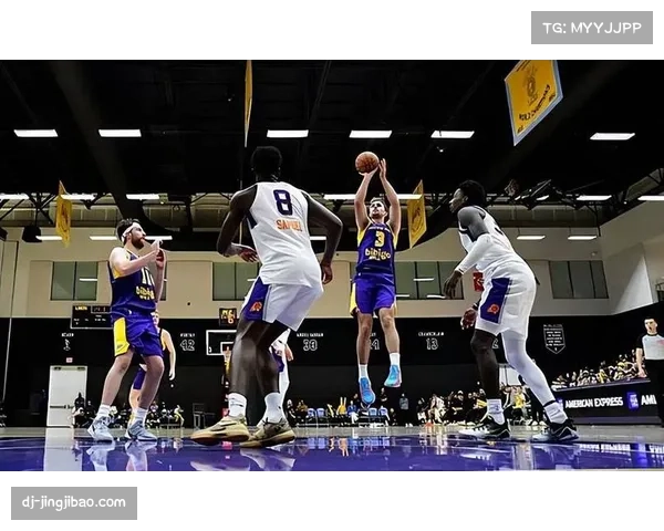 湖人防守效率三月提升至110.1 利用失误得分能力显著增强